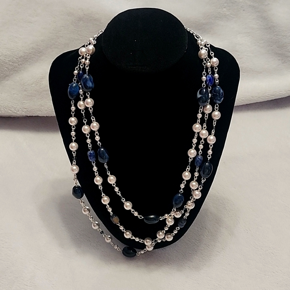 Pearly layered Necklace